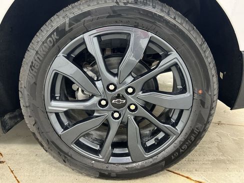 Used 2022 Chevrolet Equinox RS w/ RS Leather Package image 26