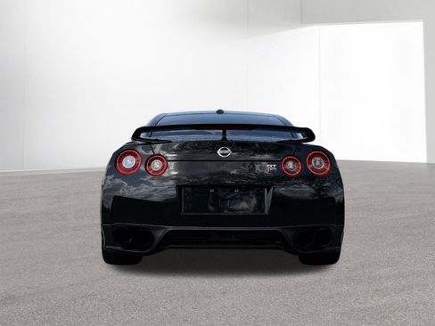 Used 2015 Nissan GT-R Black Edition AWD/4WD image 18