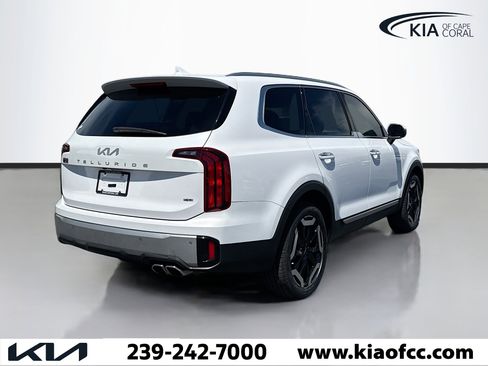 Certified 2023 Kia Telluride S image 5
