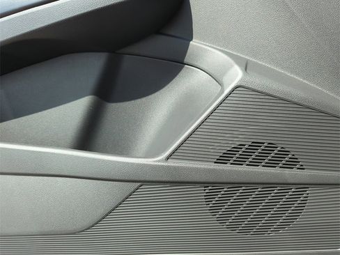 New 2025 Volkswagen Taos S image 26