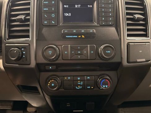 Used 2018 Ford F150 XLT image 25