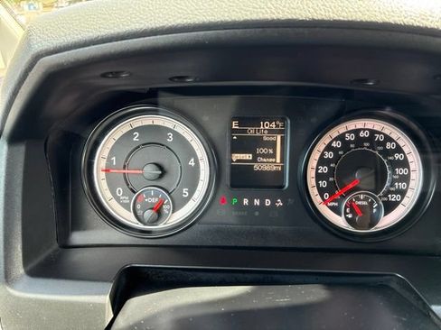 Used 2016 RAM 2500 Tradesman w/ Chrome Appearance Group AWD/4WD image 31