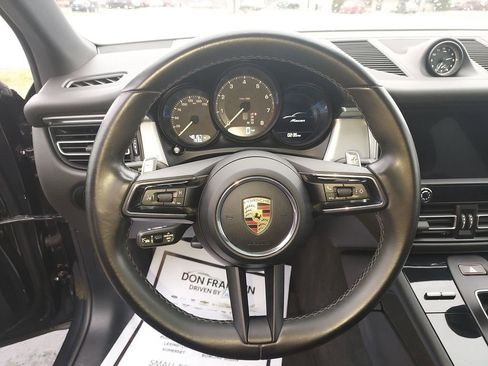 Used 2022 Porsche Macan AWD/4WD image 20