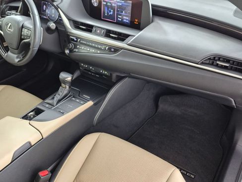 Used 2019 Lexus ES 350 w/ Premium Package FWD image 29