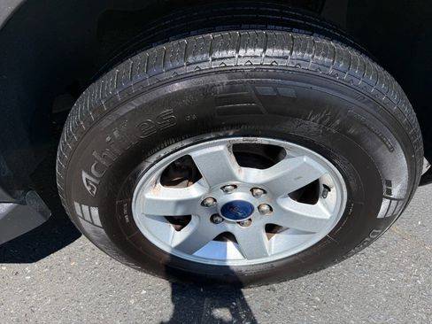 Used 2016 Ford Expedition XL AWD/4WD image 12