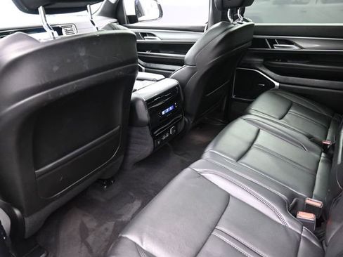 Used 2022 Jeep Wagoneer Series I image 24