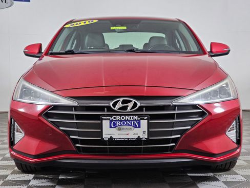 Used 2019 Hyundai Elantra Limited image 9