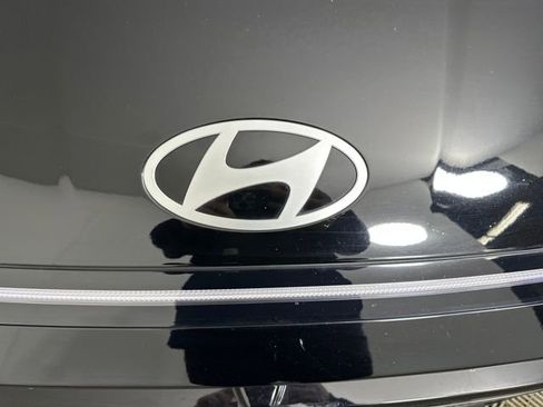 Used 2025 Hyundai Sonata Limited image 9