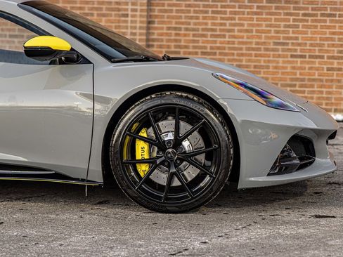New 2026 Lotus Emira V6 SE Racing Line image 10
