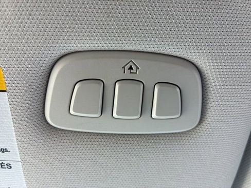 Used 2025 Ford Explorer Platinum w/ Ultimate Package image 49