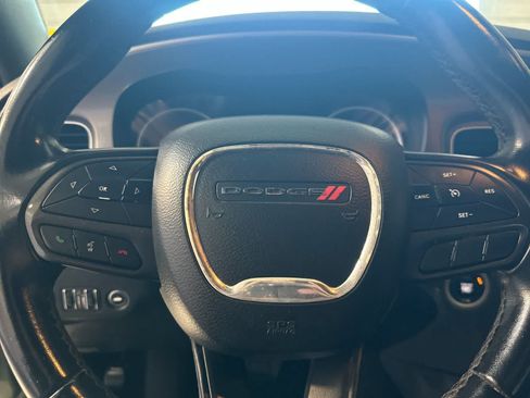 Used 2022 Dodge Charger SXT RWD image 23