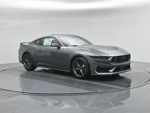 New 2026 Ford Mustang Dark Horse image 22