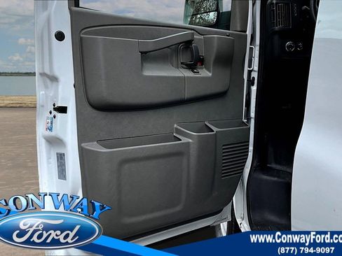 Used 2024 GMC Savana 2500 w/ Driver Convenience Package image 20