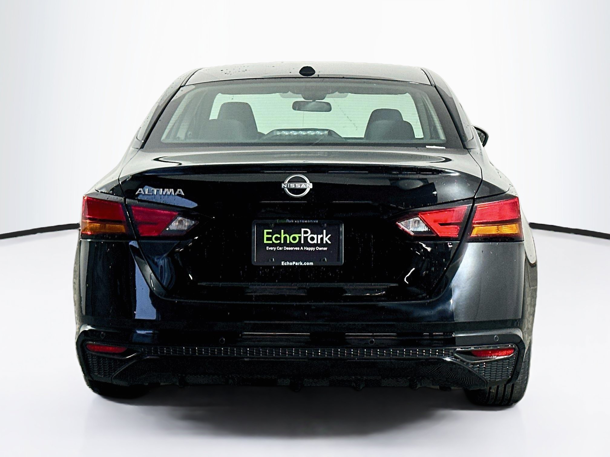 Used 2025 Nissan Altima 2.5 SV FWD image 7