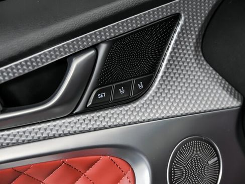 Used 2022 Genesis G70 3.3T Launch Edition image 18