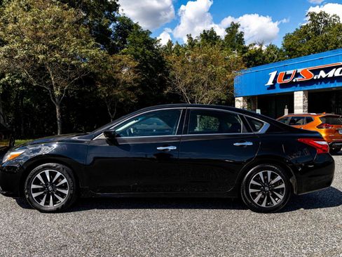 Used 2018 Nissan Altima 2.5 SV image 3