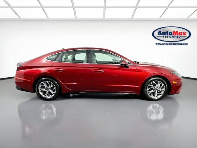 Used 2023 Hyundai Sonata SEL w/ Convenience Package FWD image 10