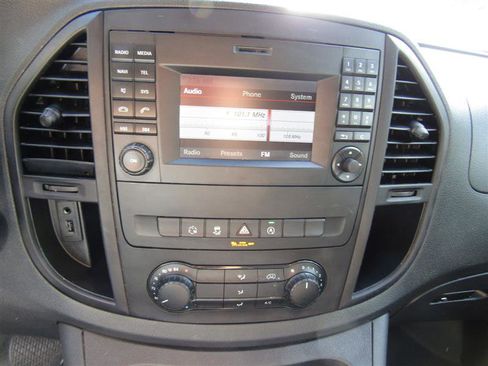 Used 2019 Mercedes-Benz Metris image 14