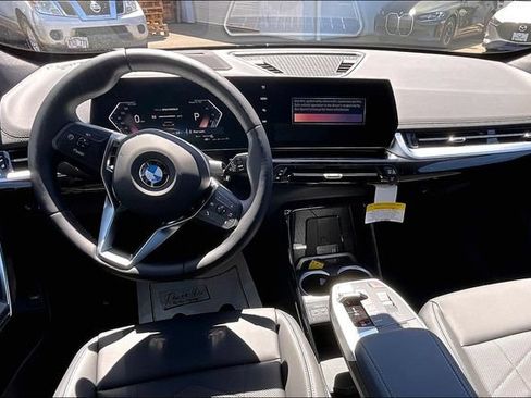 New 2026 BMW X1 xDrive28i w/ Technology Package AWD/4WD image 5