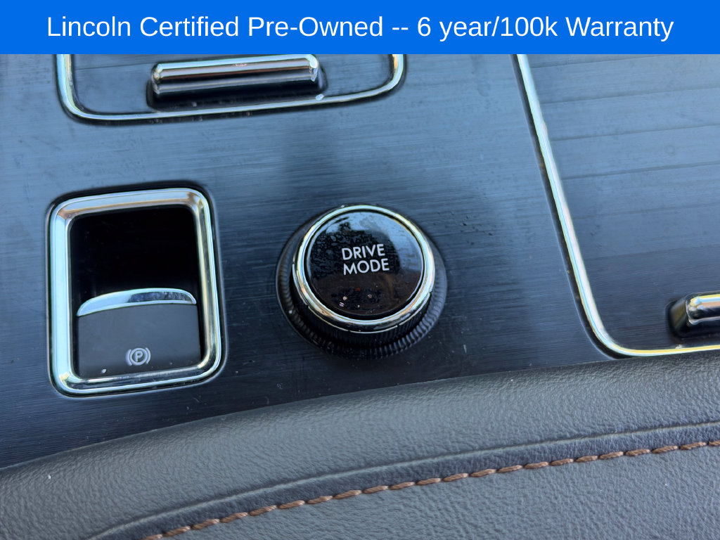 Used 2025 Lincoln Aviator Reserve AWD/4WD image 16