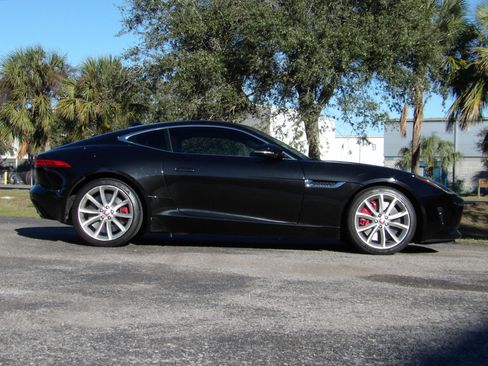 Used 2015 Jaguar F-TYPE S image 3