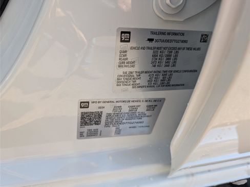 New 2026 GMC Sierra 1500 SLT w/ SLT Premium Plus Package AWD/4WD image 10