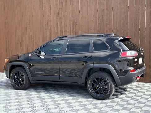 Used 2022 Jeep Cherokee Trailhawk w/ Sun, Sound & Nav Group AWD/4WD image 16
