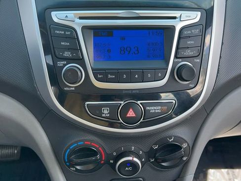 Used 2014 Hyundai Accent GS image 17