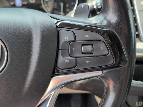 Used 2024 Buick Enclave Avenir w/ Avenir Technology Package FWD image 25