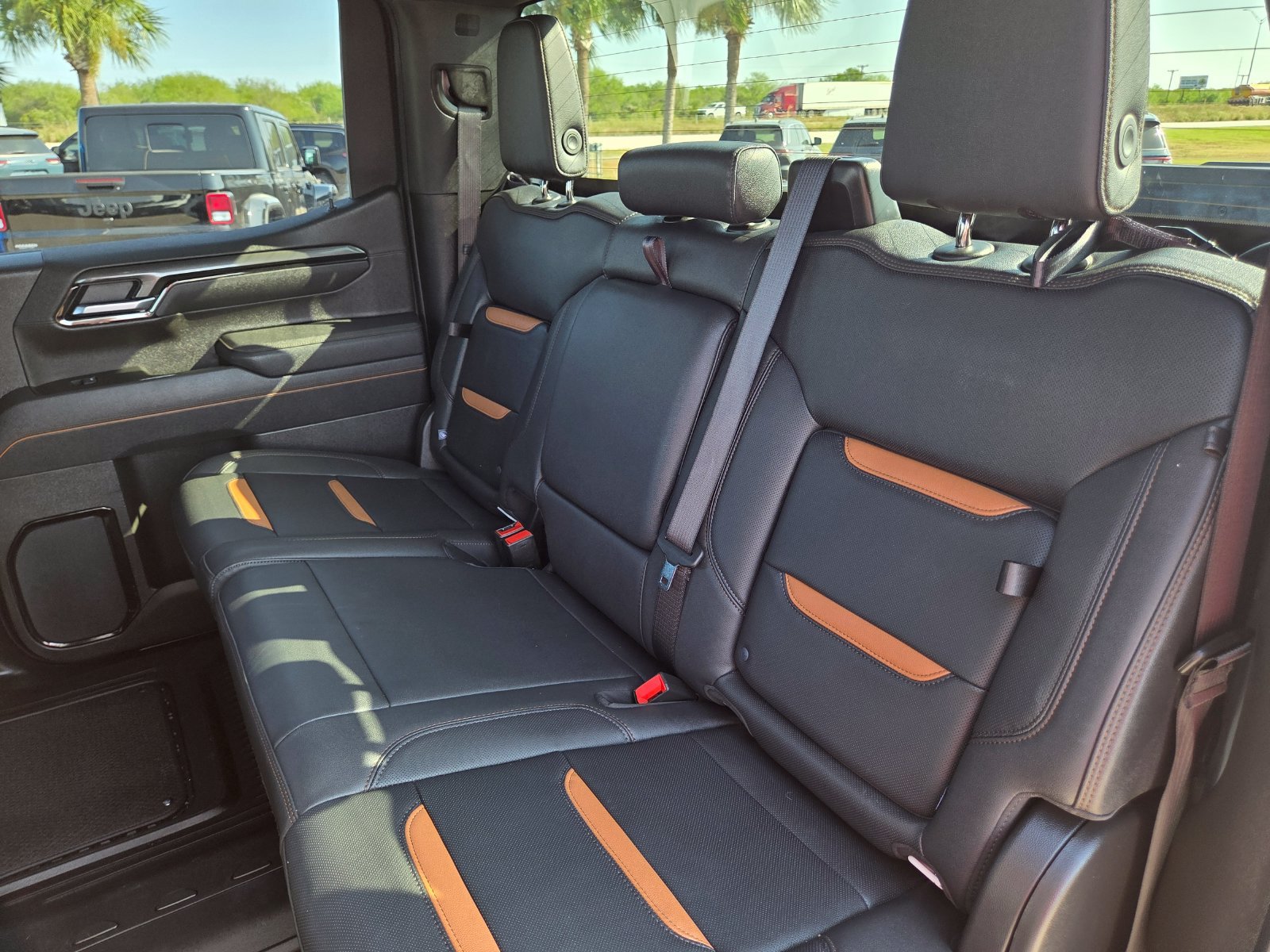 Used 2025 GMC Sierra 1500 AT4 AWD/4WD image 26