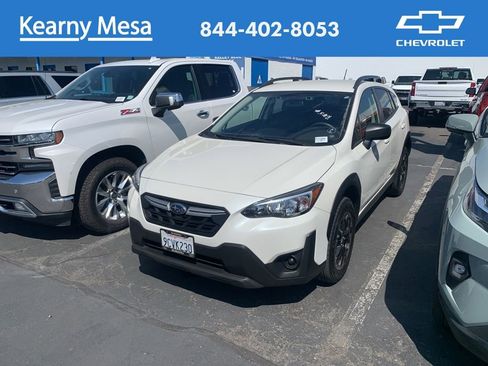 Used 2023 Subaru Crosstrek 2.0i image 1