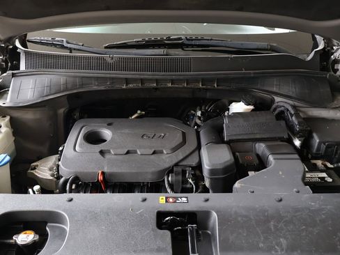 Used 2016 Kia Sorento LX w/ LX Convenience Package image 12