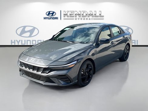 New 2026 Hyundai Elantra Sport image 3