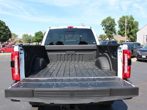 Used 2025 Ford F350 Lariat w/ Lariat Ultimate Package AWD/4WD image 7
