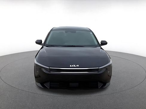 Used 2025 Kia K4 LXS image 4