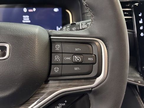 Used 2022 Jeep Wagoneer Series II image 28