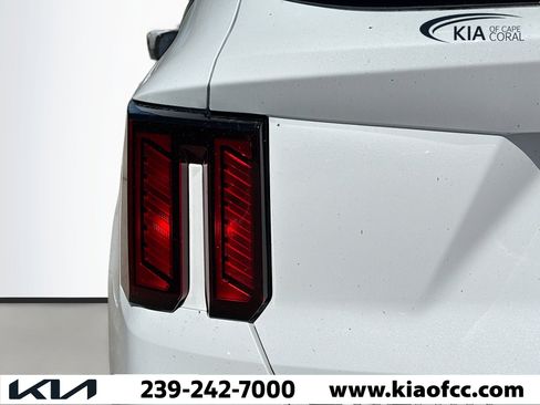 New 2026 Kia Sorento LX FWD image 9