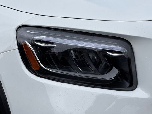 New 2026 Mercedes-Benz GLB 35 AMG 4MATIC image 10