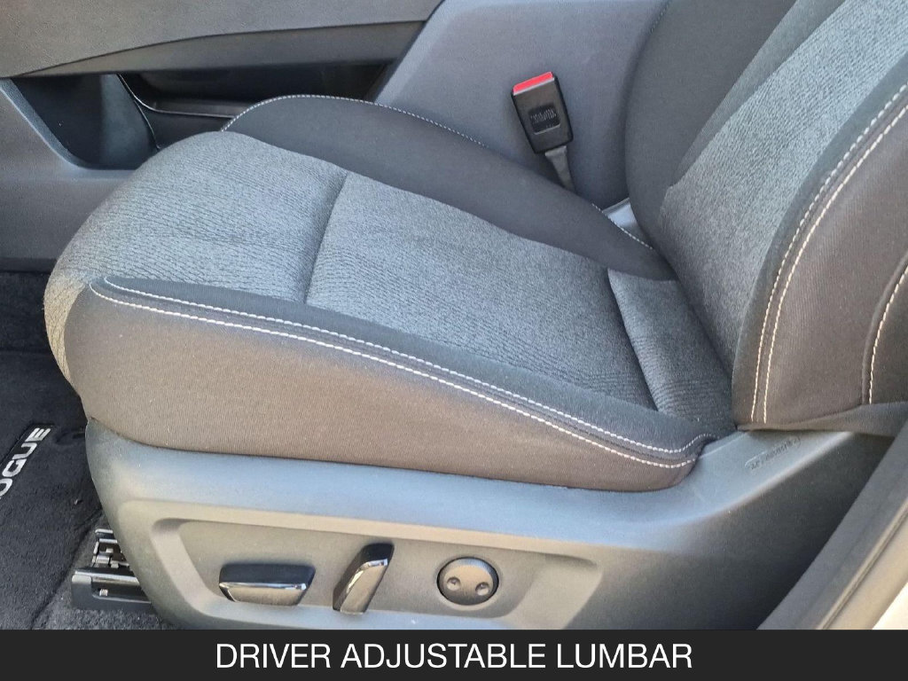 Used 2025 Nissan Rogue SV AWD/4WD image 15