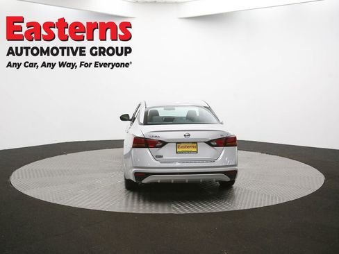 Used 2022 Nissan Altima 2.5 SV image 62