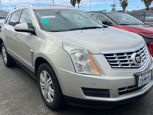 Used 2015 Cadillac SRX Luxury w/ Trailering Package image 3