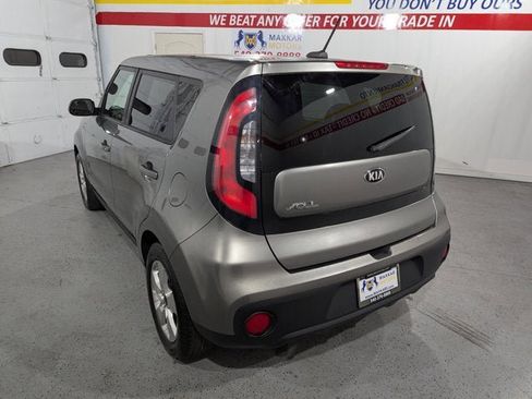 Used 2017 Kia Soul image 5