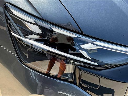 New 2025 Audi SQ8 Prestige image 13