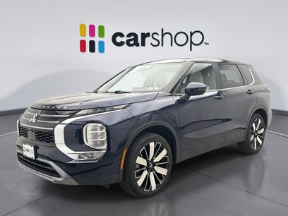 Used 2025 Mitsubishi Outlander SE