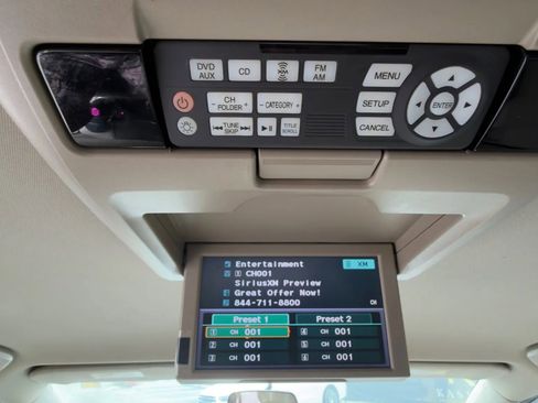 Used 2017 Honda Odyssey SE image 24