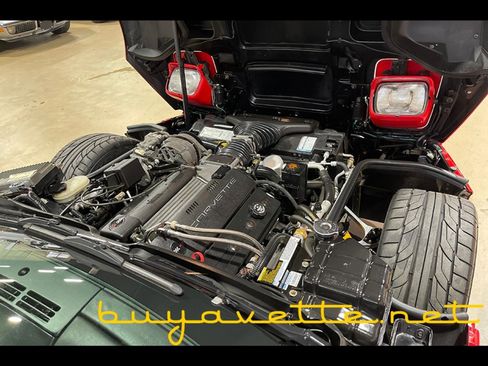 Used 1996 Chevrolet Corvette Coupe image 25