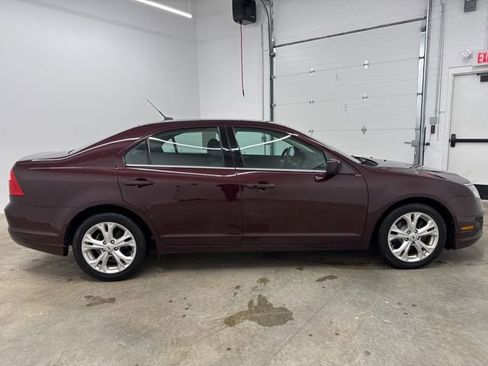 Used 2012 Ford Fusion SE image 4