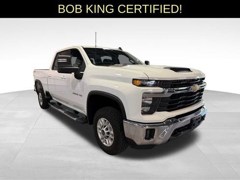 Used 2025 Chevrolet Silverado 2500 LT w/ Convenience Package AWD/4WD image 1