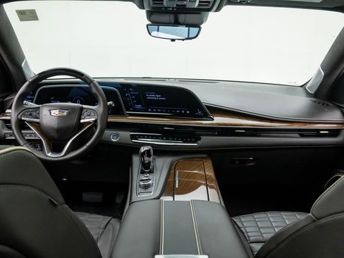Certified 2023 Cadillac Escalade Sport Platinum w/ LPO, ONYX Package AWD/4WD image 12