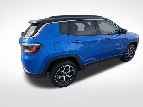 New 2026 Jeep Compass Limited image 5